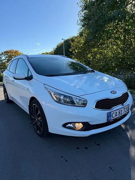 Kia Ceed 2013 photo 2