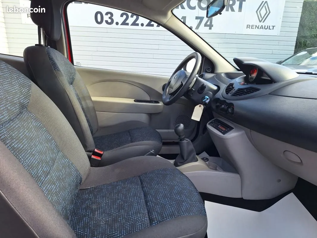 Renault Twingo 2009 photo 2