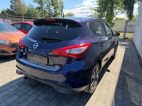 Nissan Pulsar 2014 photo 4