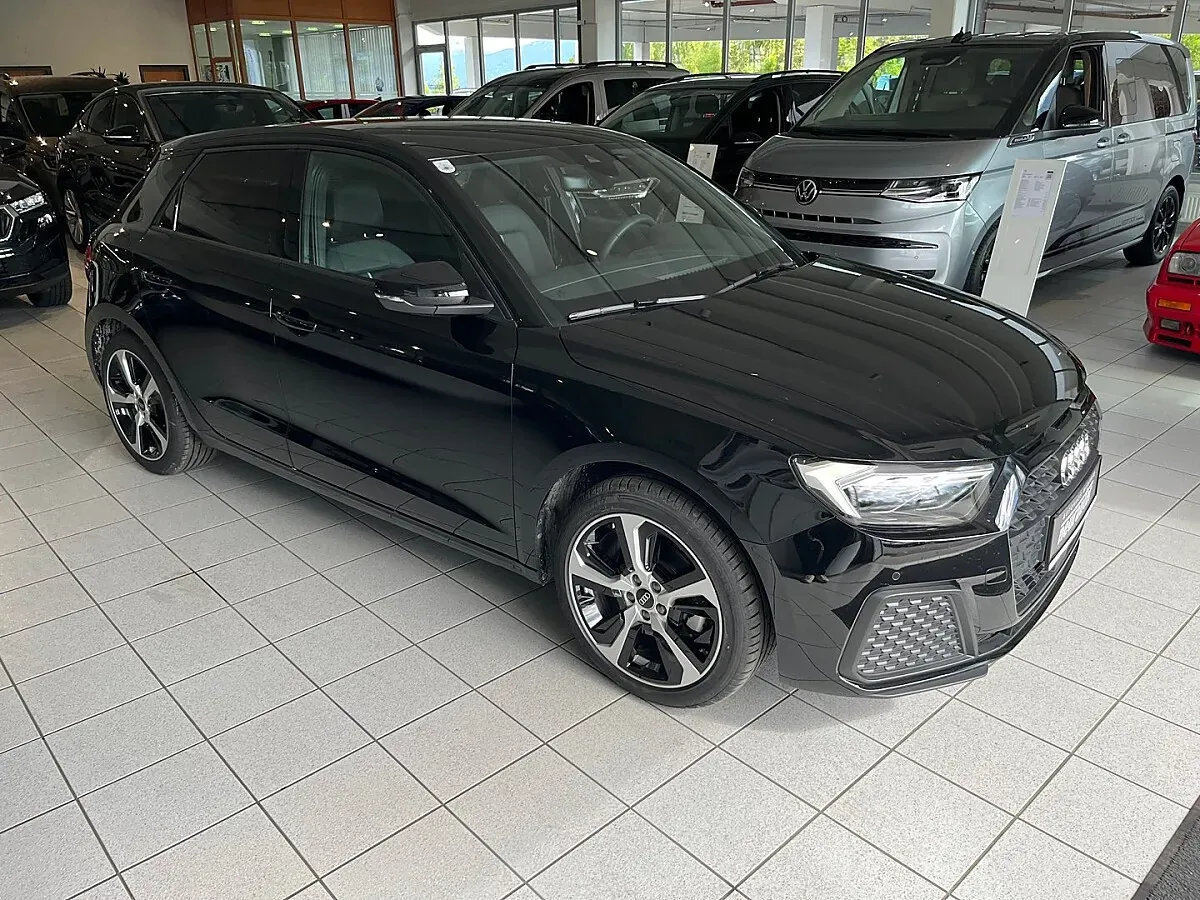 Audi A1 2026 photo 3