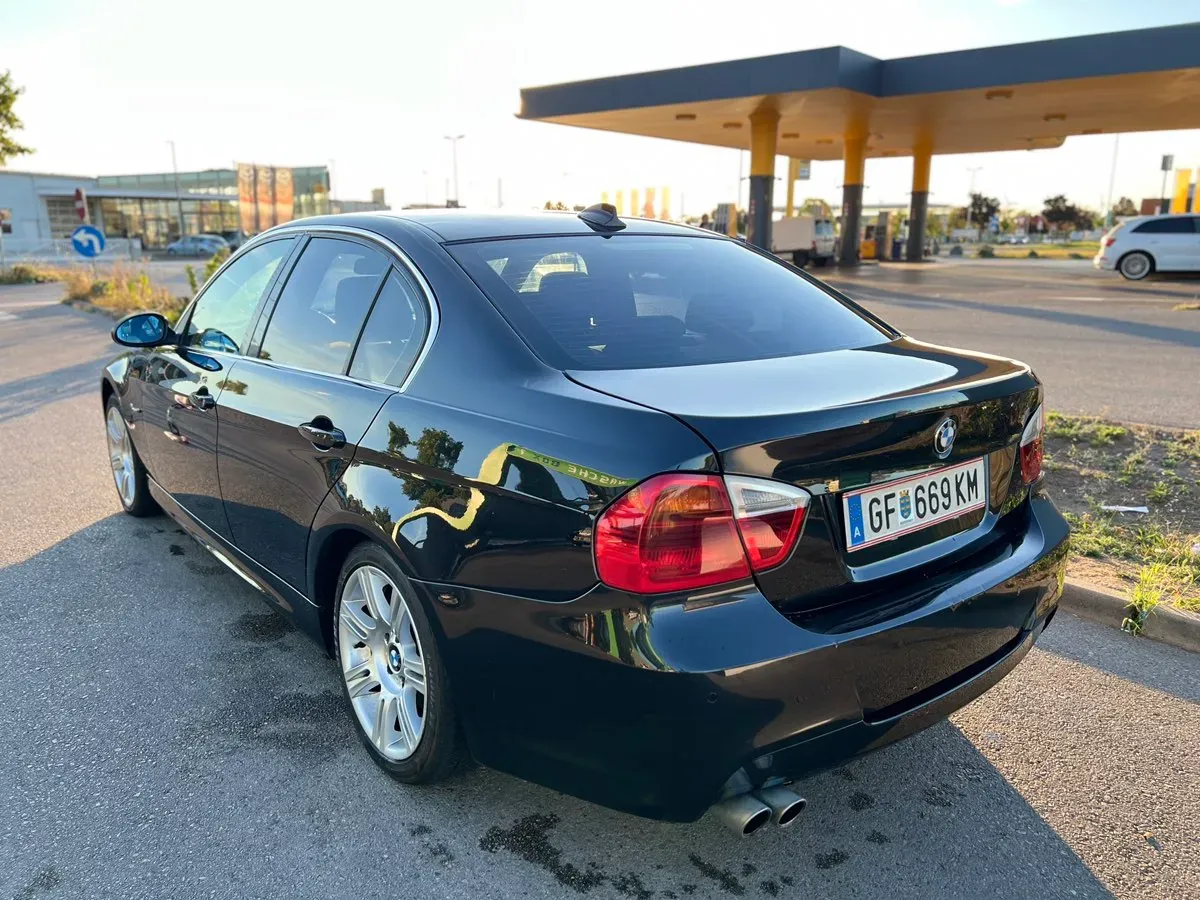BMW 3 Series 2007 photo 2