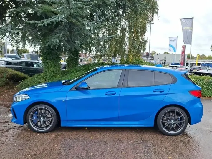 BMW 1 Series 2021 photo 4