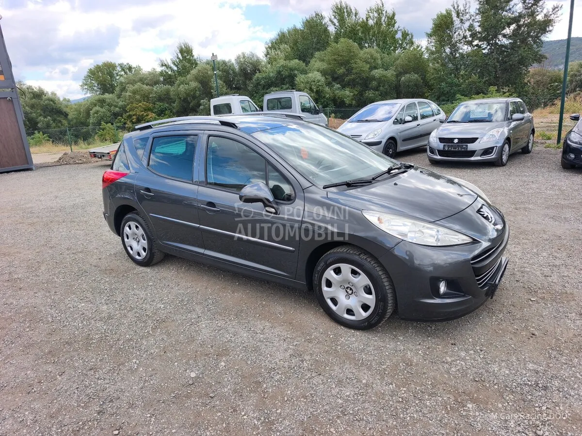 Peugeot 207 2010 photo 5