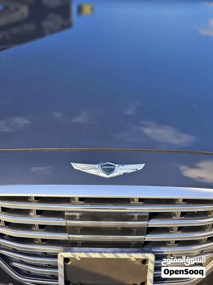 Genesis G80 2017 photo 2