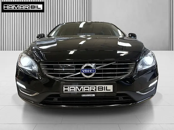 Volvo V60 2017 photo 2