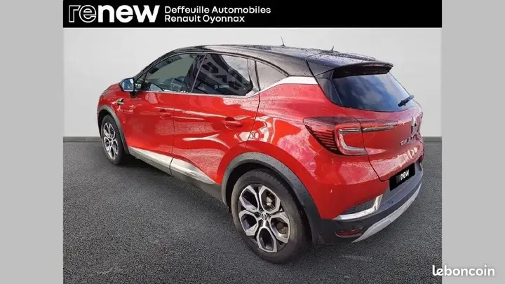 Renault Captur 2023 photo 3