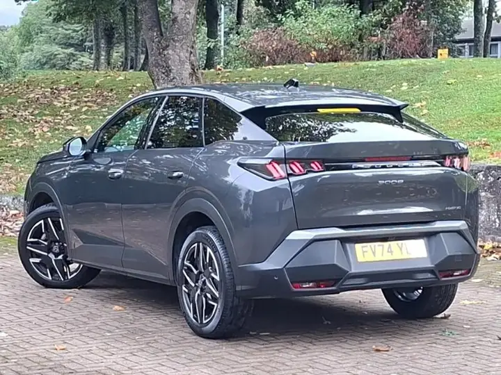 Peugeot 3008 2024 photo 2