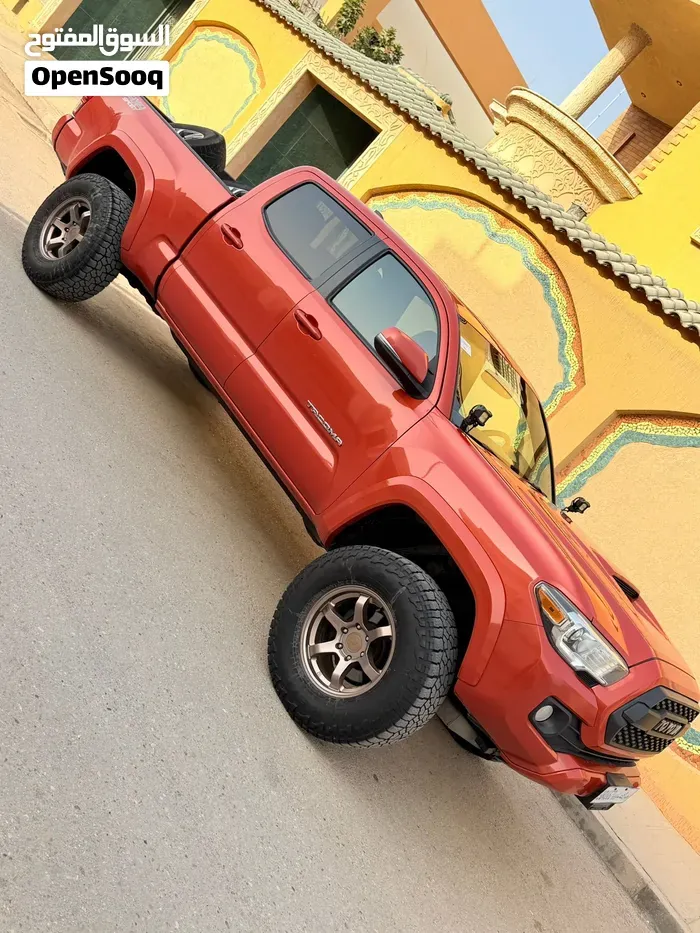 Toyota Tacoma 2018 photo 2