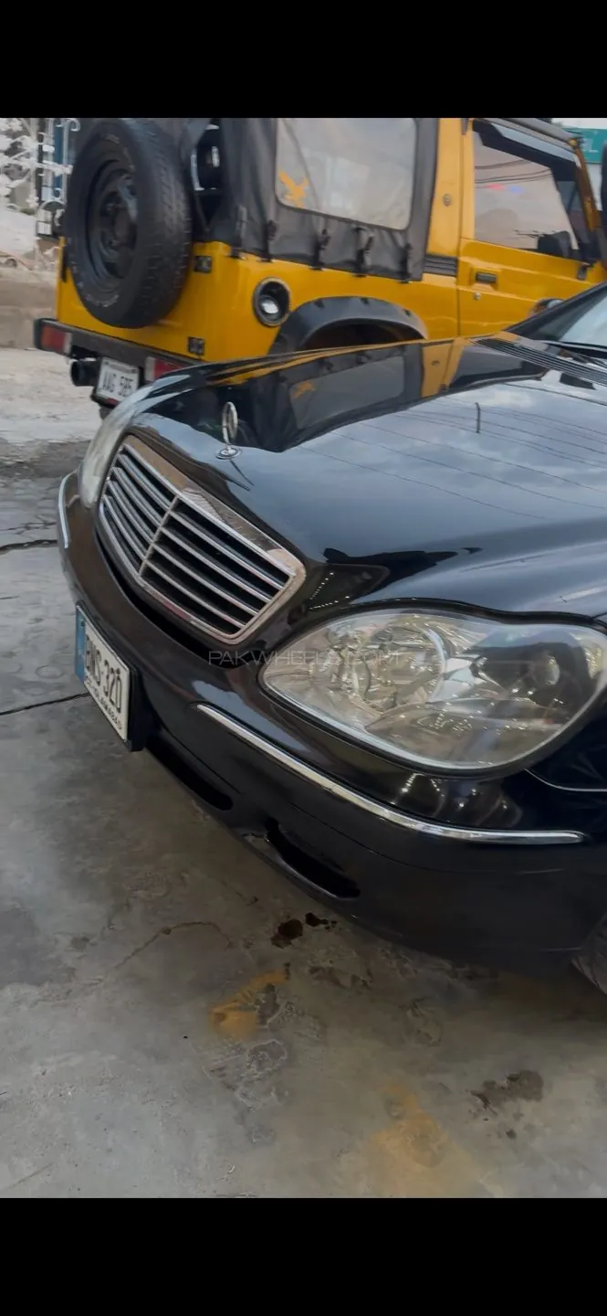 Mercedes-Benz S-Class