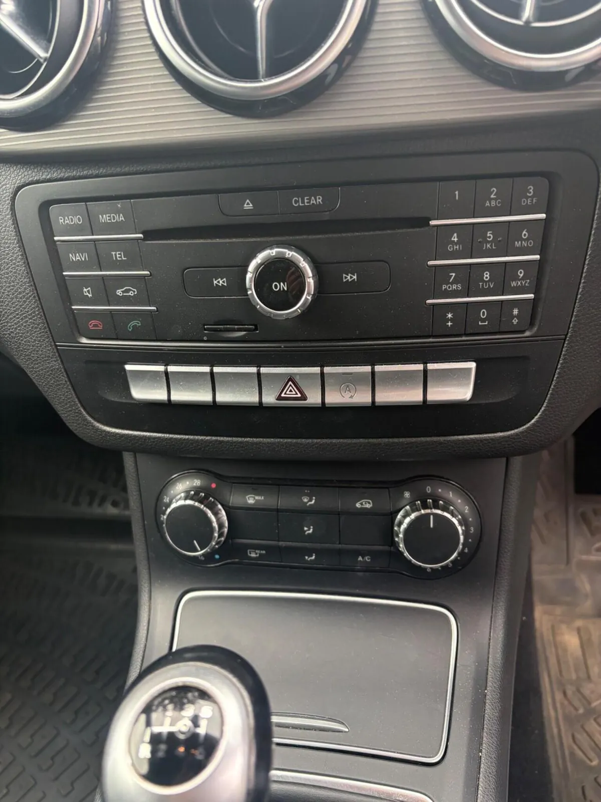 Mercedes-Benz B-Class 2015 photo 5
