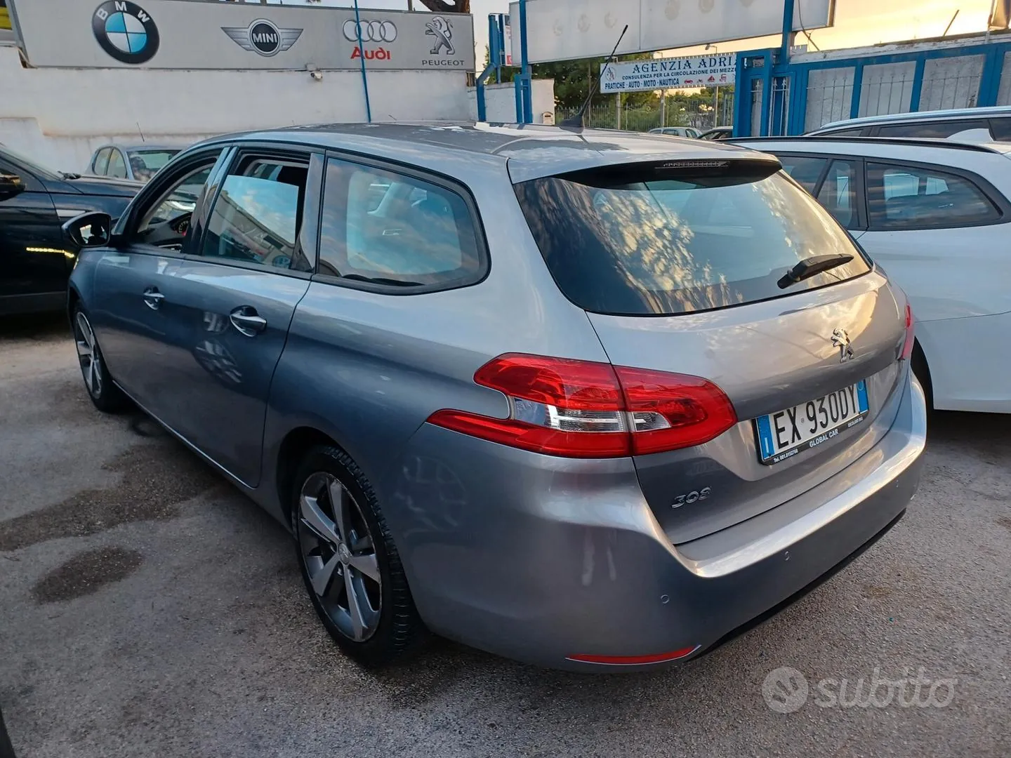 Peugeot 308 2015 photo 3
