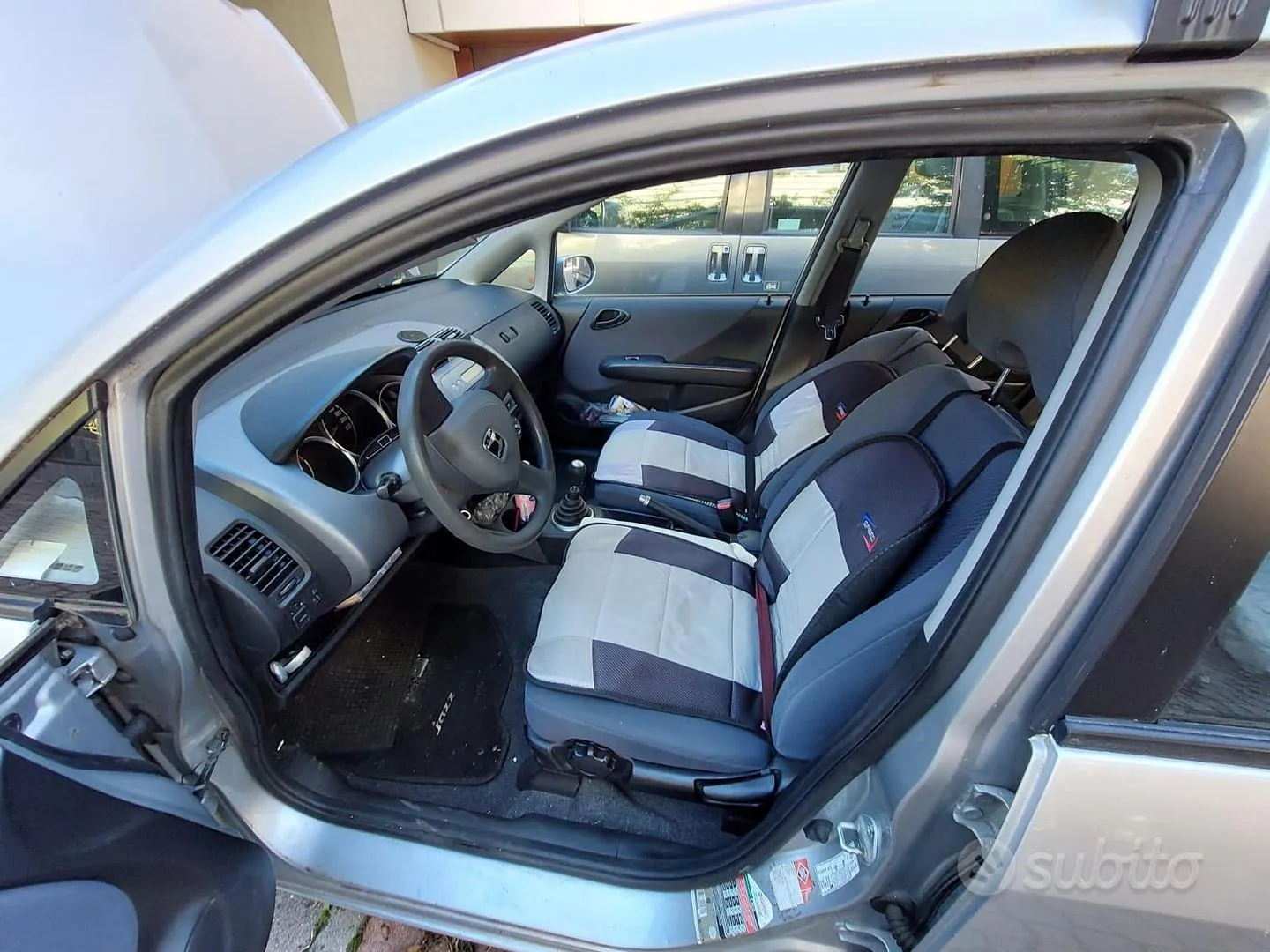 Honda Jazz 2002 photo 3