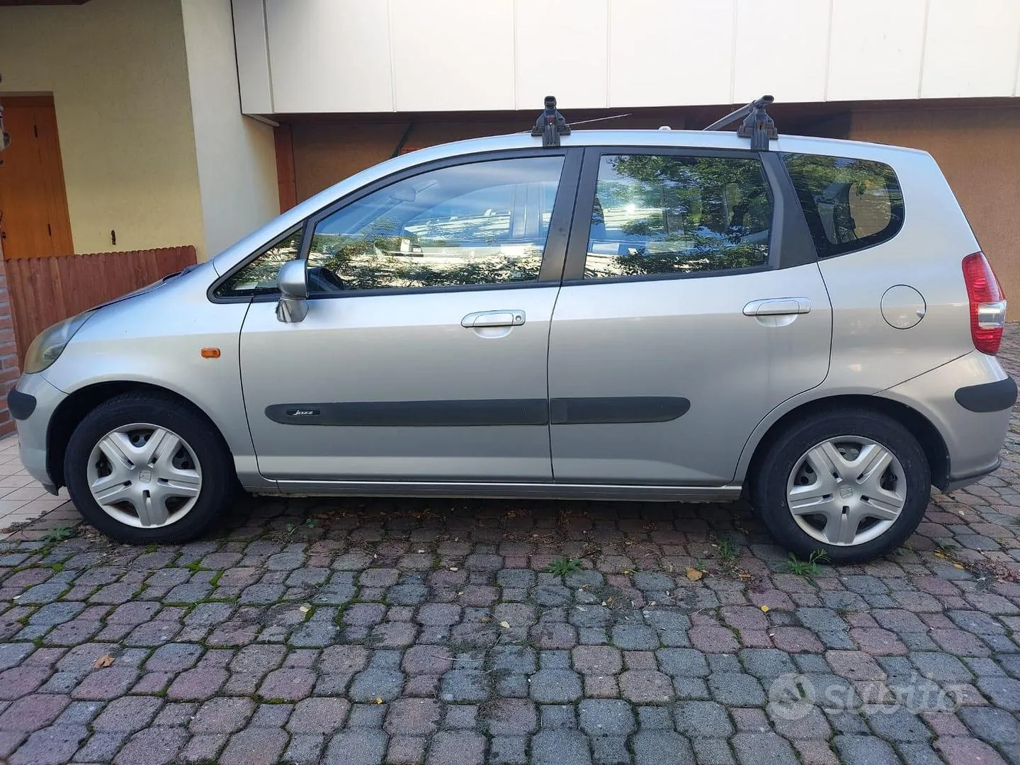 Honda Jazz 2002 photo 2