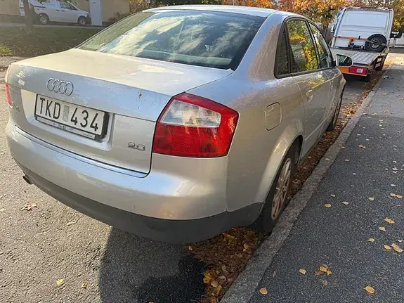Audi A4 2003 photo 5