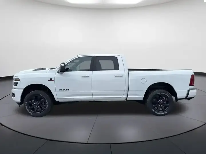 Ram 3500 2026 photo 2