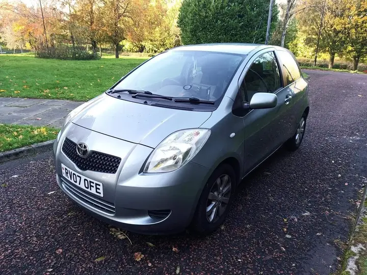 Toyota Yaris 2007 photo 3