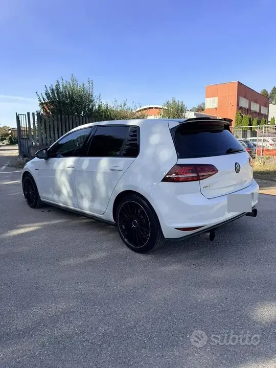 Volkswagen Golf 2014 photo 2