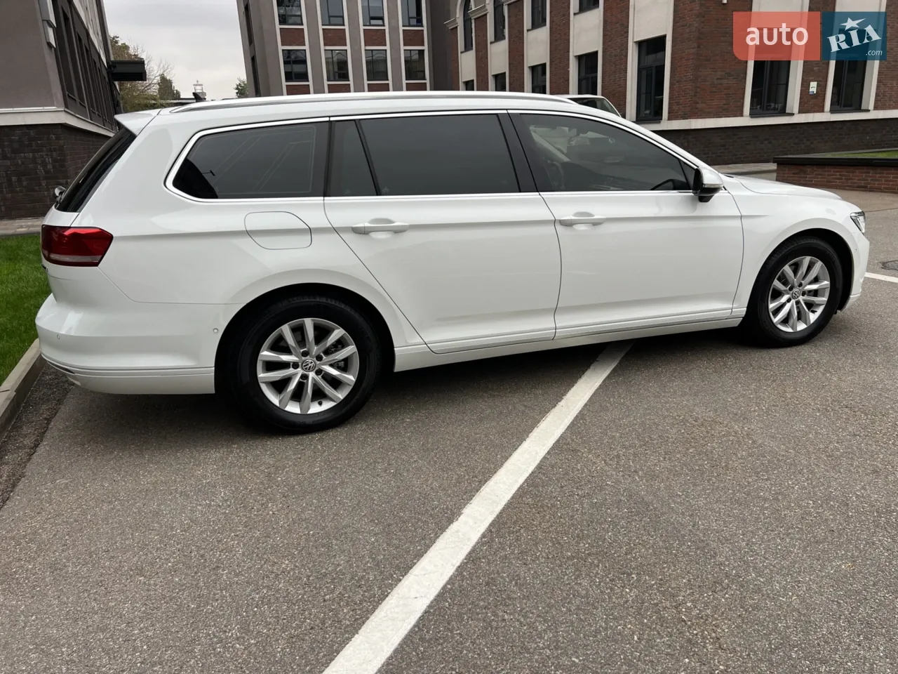 Volkswagen Passat 2015 photo 3