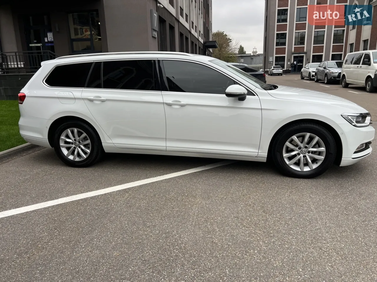 Volkswagen Passat 2015 photo 4