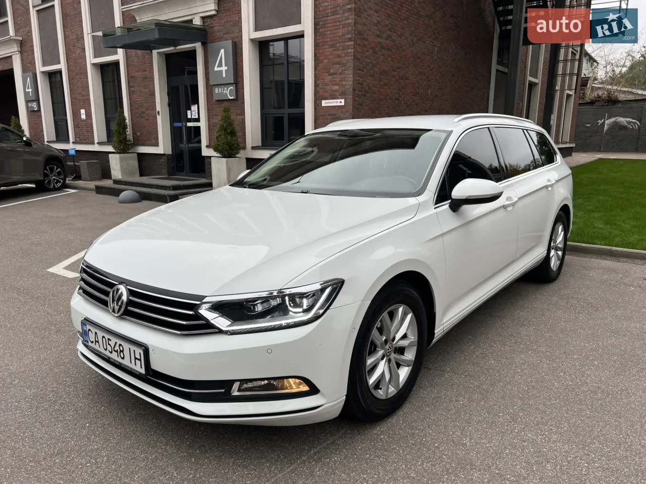 Volkswagen Passat 2015 photo 2