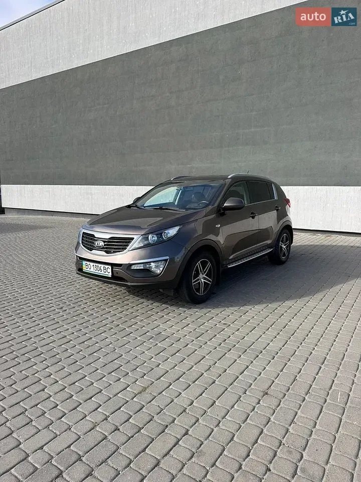 Kia Sportage 2013 photo 2