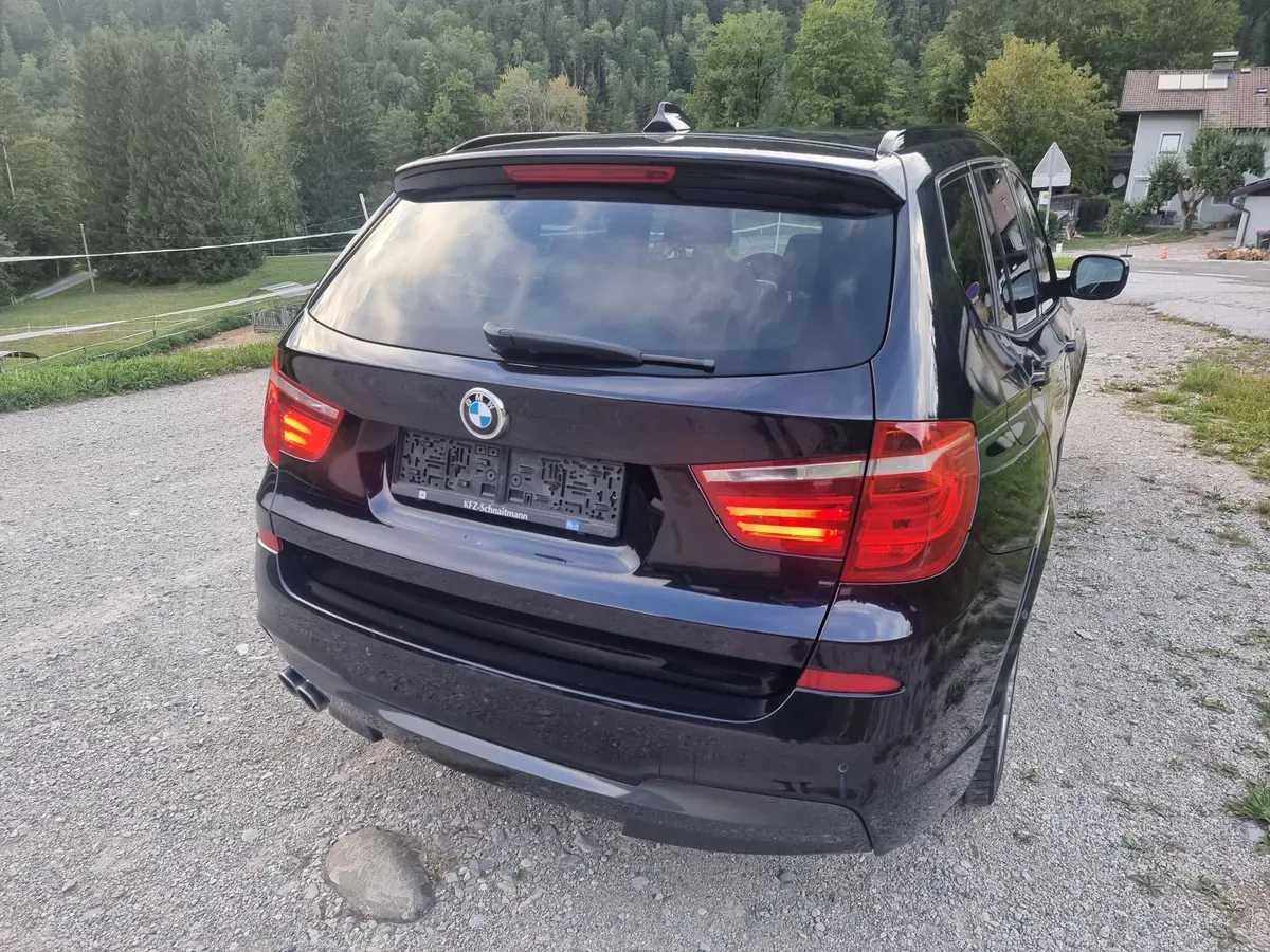 BMW X3 2011 photo 2