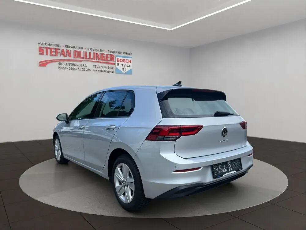 Volkswagen Golf 2023 photo 3