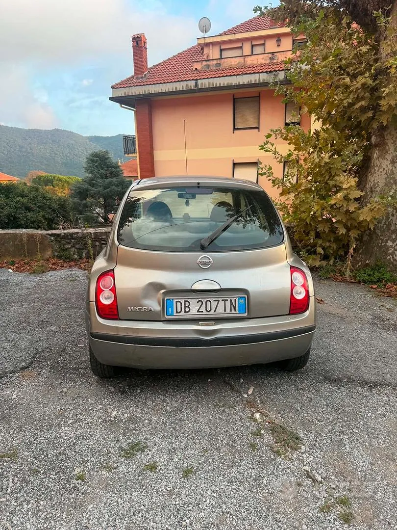 Nissan Micra 2006 photo 2
