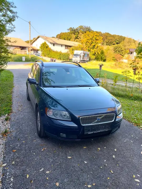 Volvo V50