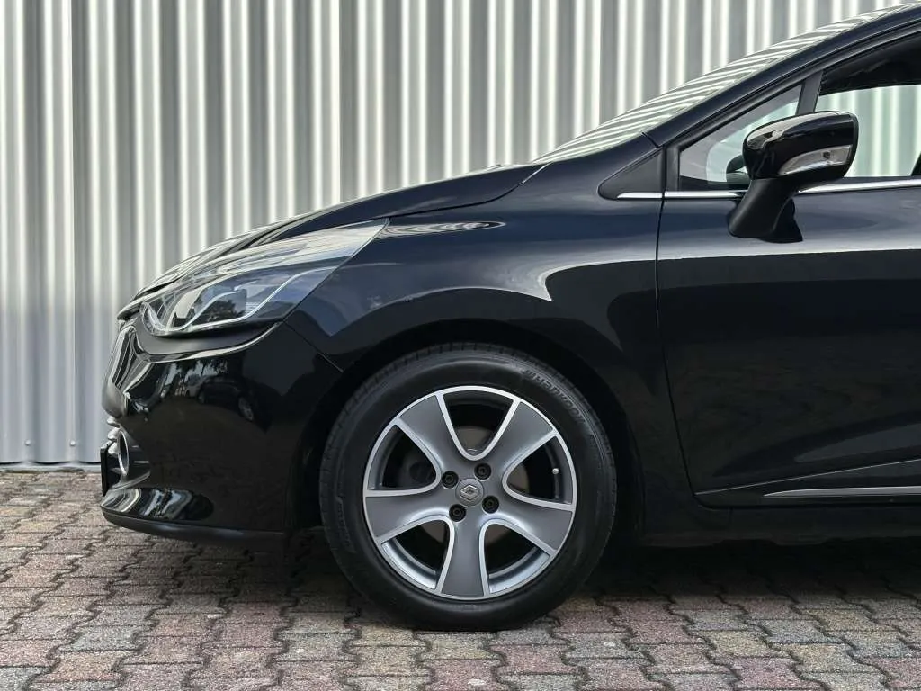 Renault Clio Estate 2016 photo 4