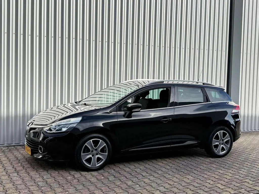 Renault Clio Estate 2016 photo 2
