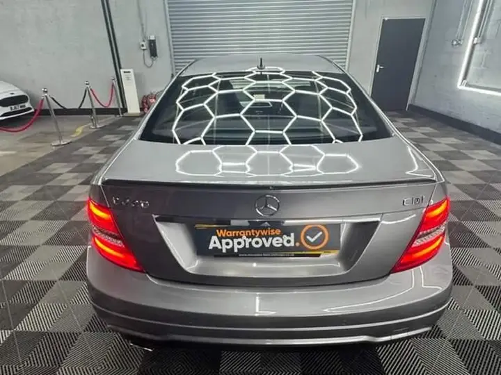Mercedes-Benz C-Class 2015 photo 5
