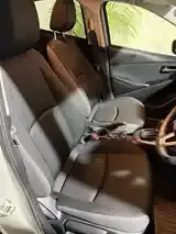 Mazda 2 2023 photo 3