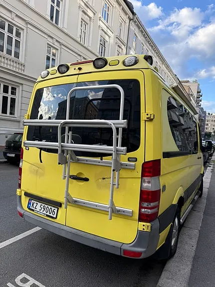 Mercedes-Benz Sprinter 319 2011 photo 4