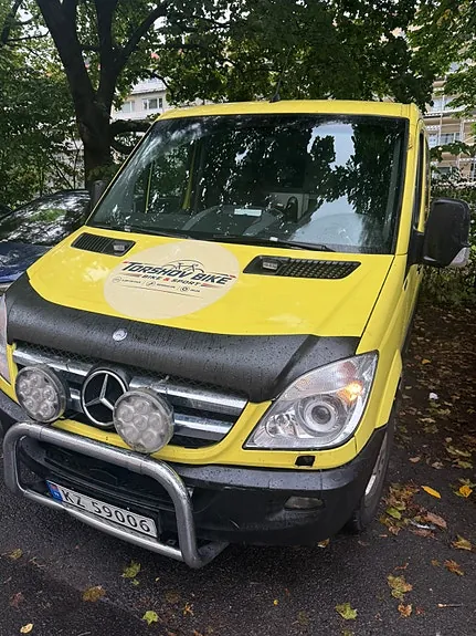Mercedes-Benz Sprinter 319 2011 photo 2