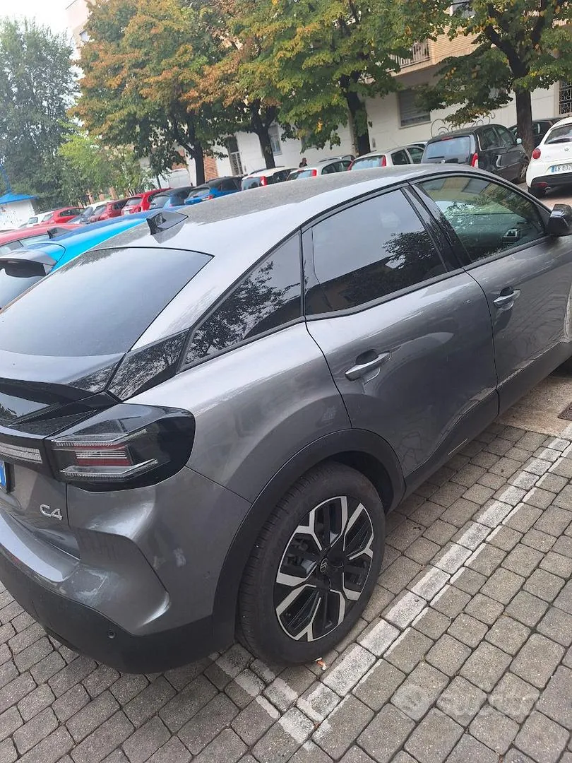 Citroen C4 2025 photo 4