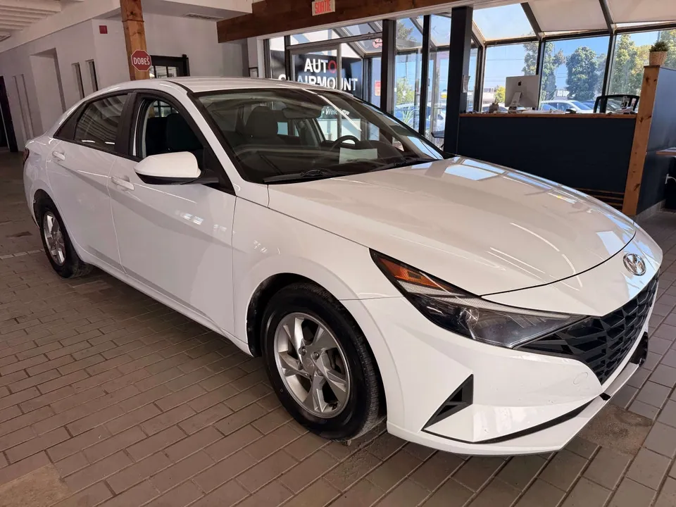 Hyundai Elantra 2023 photo 5
