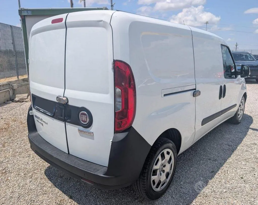 Fiat Doblo 2017 photo 4
