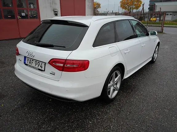 Audi A4 2015 photo 3