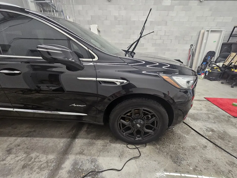 Buick Enclave 2018 photo 3