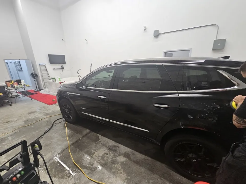 Buick Enclave 2018 photo 2