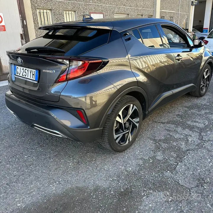 Toyota C-Hr 2022 photo 4