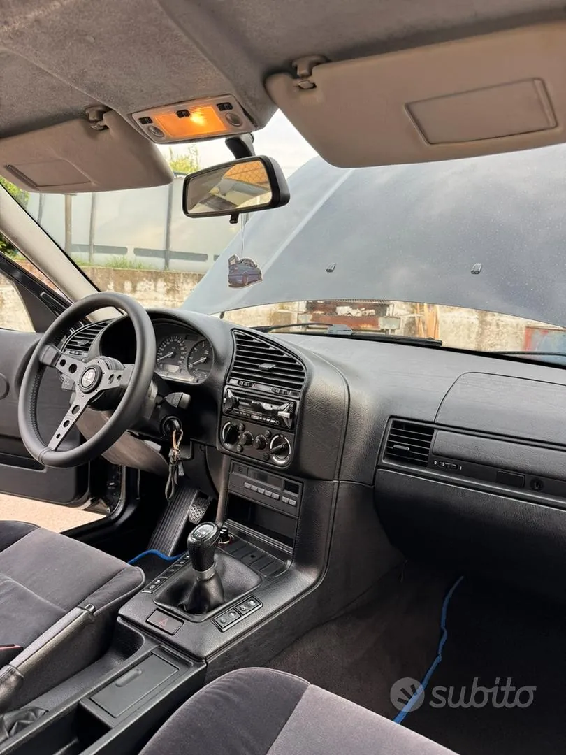 BMW E36 1995 photo 4