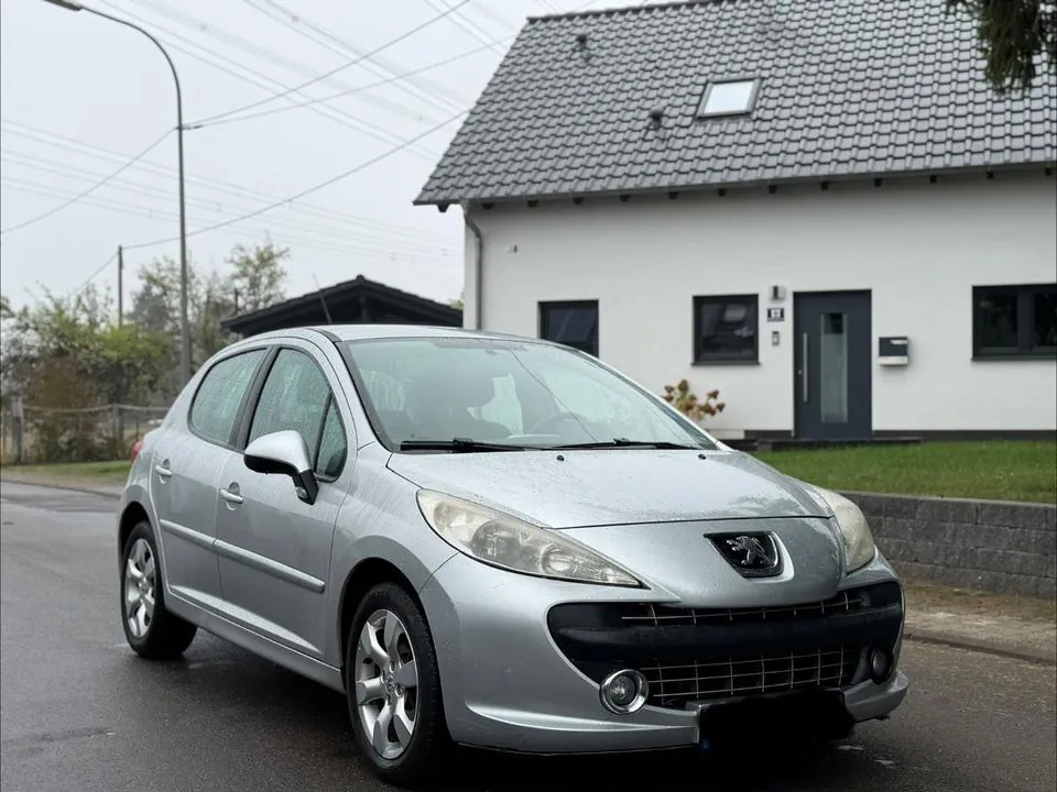 Peugeot 207