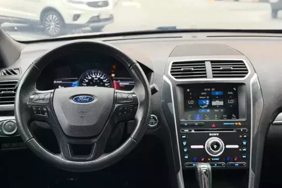 Ford Explorer 2018 photo 5