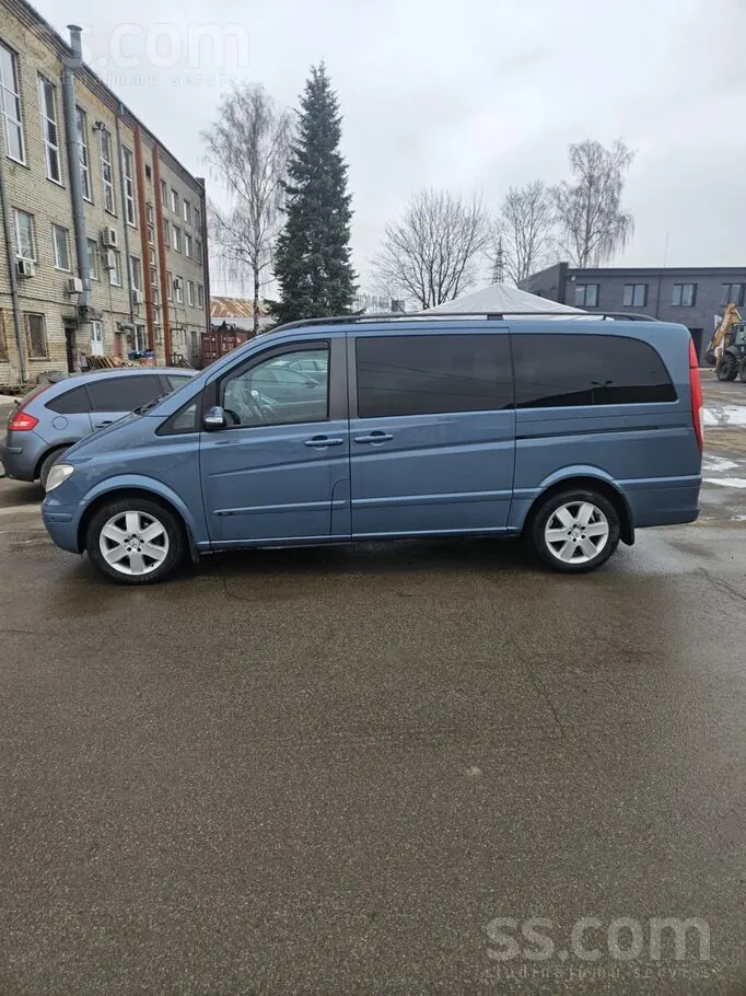 Mercedes-Benz Viano 2009 photo 3