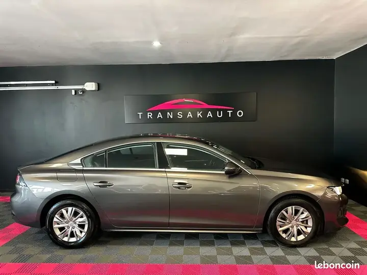 Peugeot 508 2021 photo 4