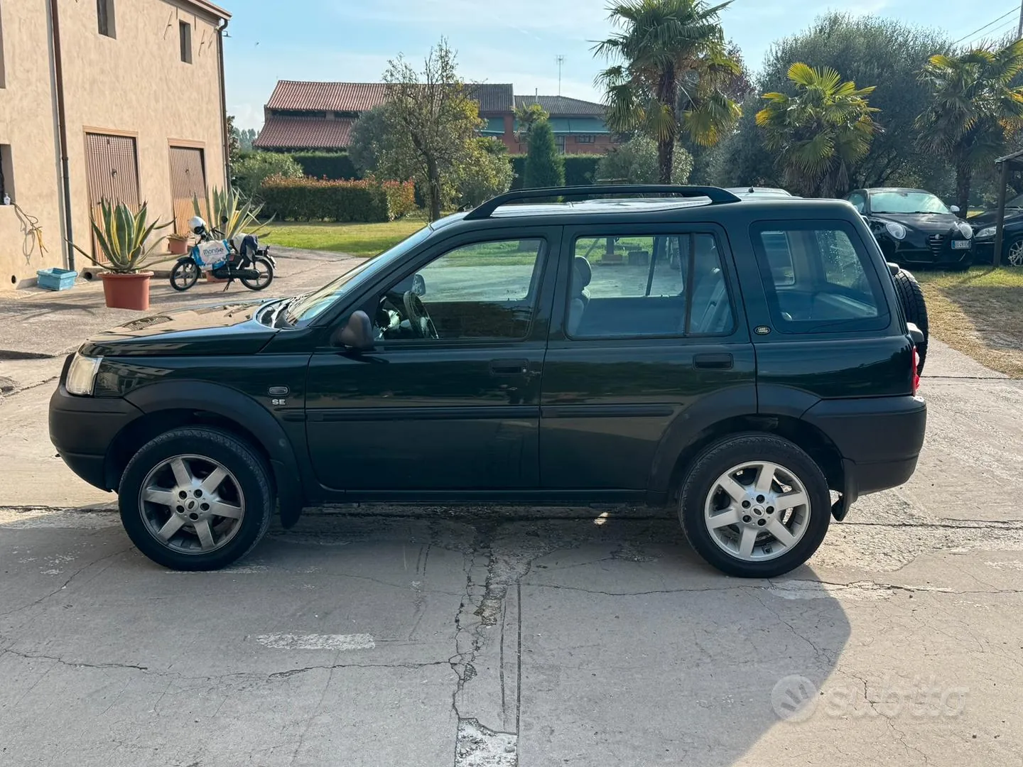 Land Rover Freelander 2004 photo 4