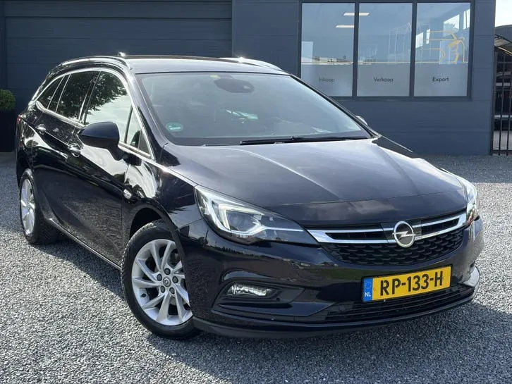 Opel Astra 2018 photo 2