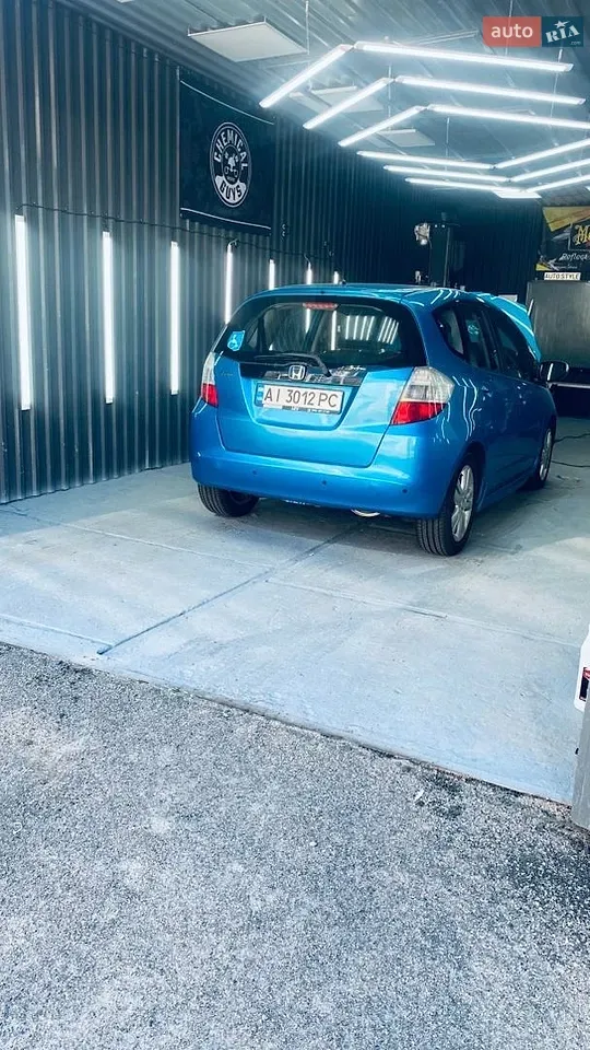 Honda Jazz 2010 photo 3